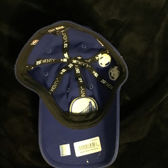 Gently Used. Warriors fitted hat - Picture 3 of 4